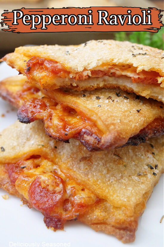 Three pizza raviolis stacked on top of each other with the title of the recipe at the top.