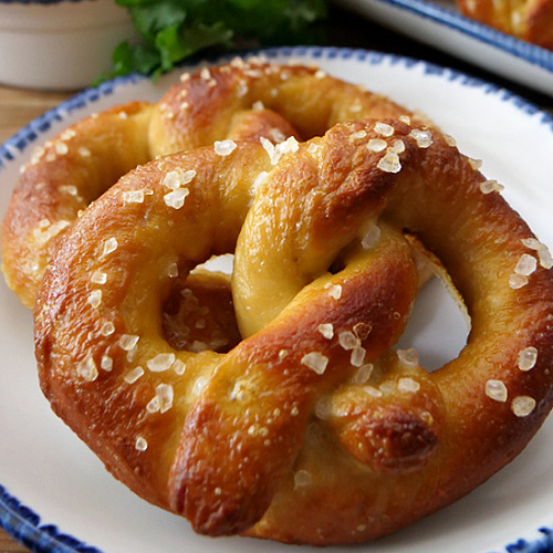 Homemade Soft Pretzels Deliciously Seasoned